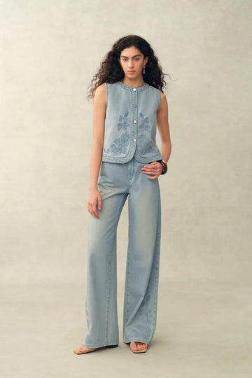 Perla Embossed Flowers Sleeveless Round Neck Top in Cotton Denim